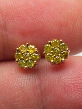 10k Diamond Men's Studs Earring